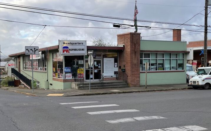 Pictures of Retail property located at 314 Academy St, Kelso, WA 98626 for sales - image #1