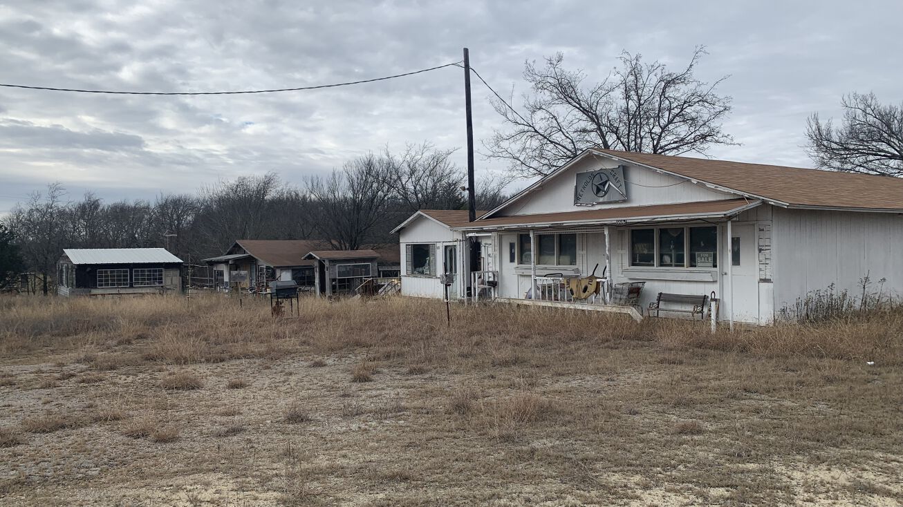 10199 TX11, Tom Bean, TX 75491 Land for Sale 4.6 acres outside