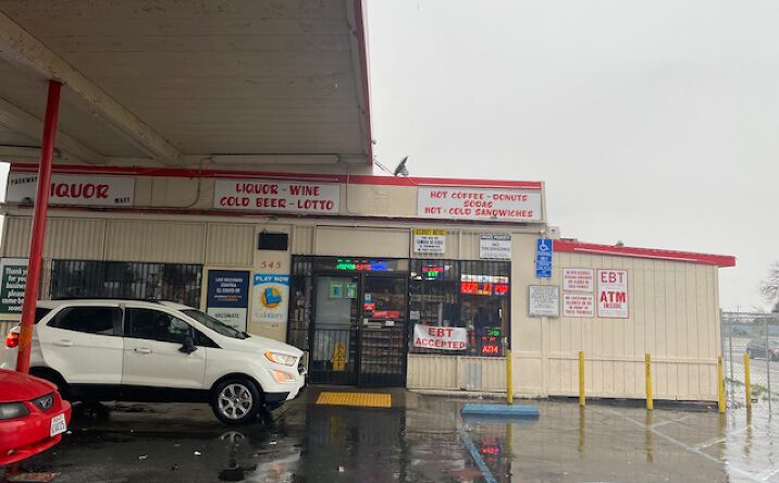 Pictures of Retail property located at 545 N Parkway Dr, Fresno, CA 93728 for sales - image #1