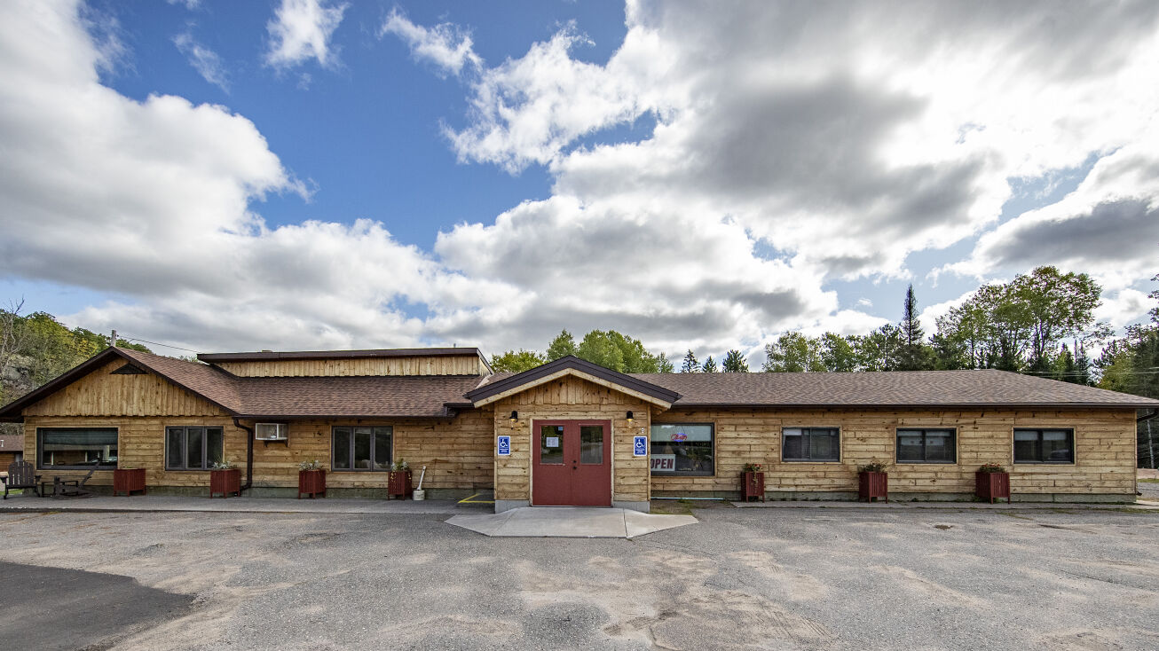 598 US141, Crystal Falls, MI 49920