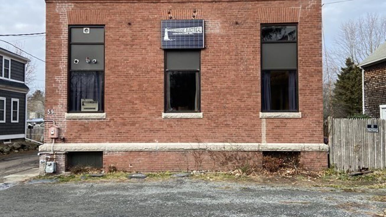 59 North Ave., Rockland, MA 02370