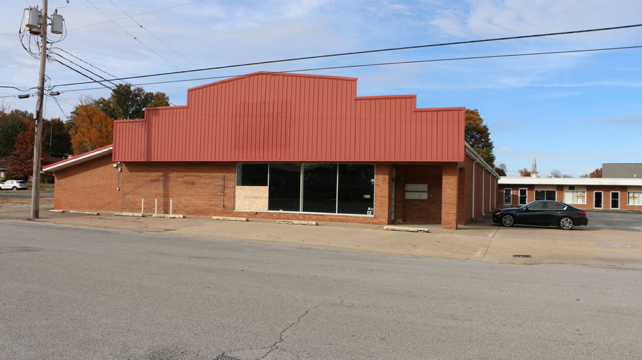 2nd St, Calhoun, KY 42327 Retail Property for Sale 2nd Street and