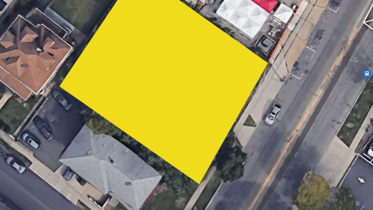 875 Broad Ave, Ridgefield, NJ 07657