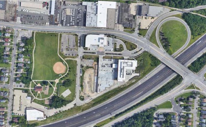 Pictures of Office property located at 2135 Dana Ave, Cincinnati, OH 45207 for sales - image #1