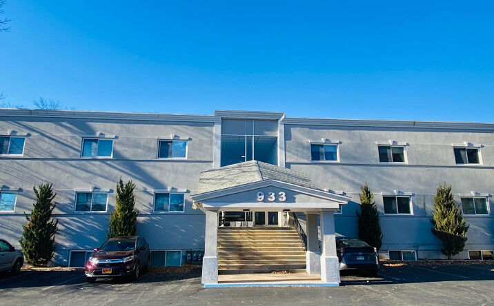 image of property at 933 N CHARLOTTE ST Pottstown PA 19464-3974 APN: 160004308005