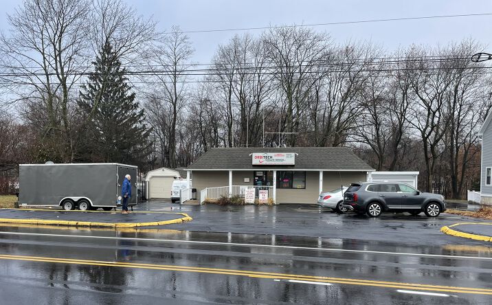 Pictures of Office property located at 282 East St, Plainville, CT 06062 for sales - image #1