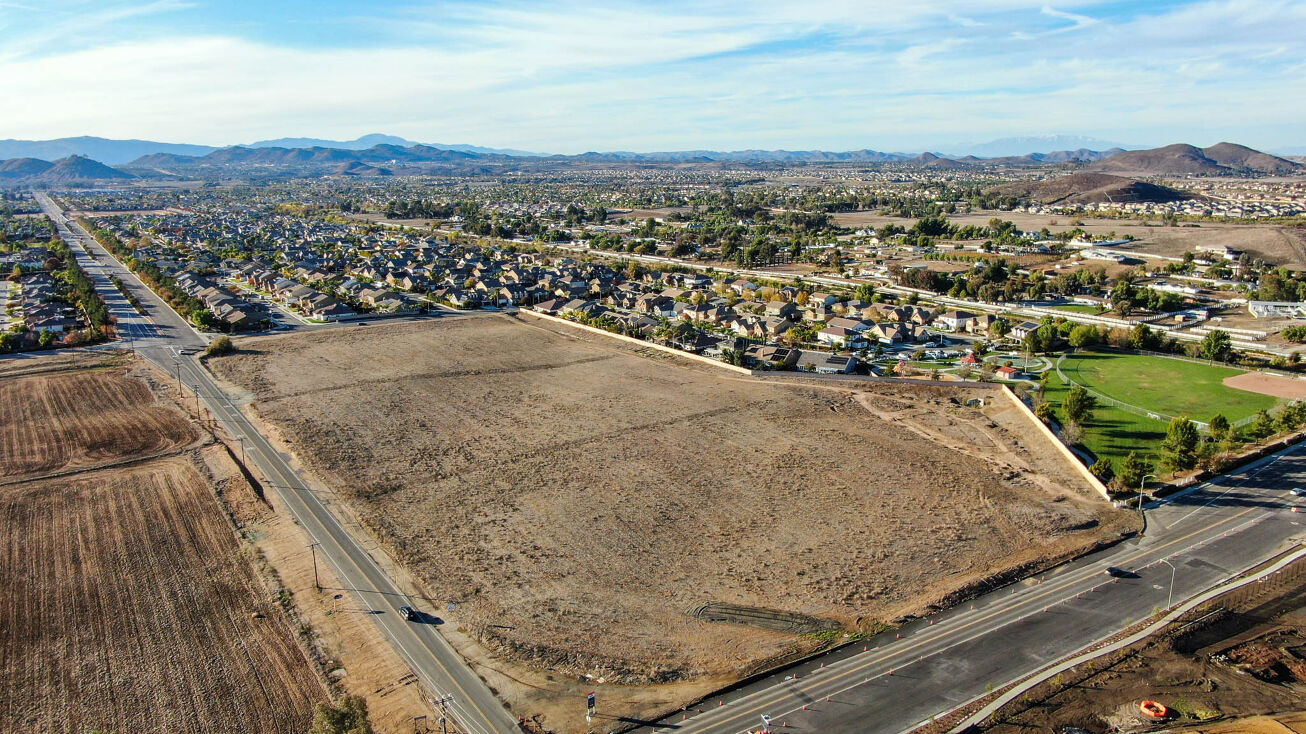 N.E. Corner Benton and Washington, CA 92596, Temecula, CA 92596 Land