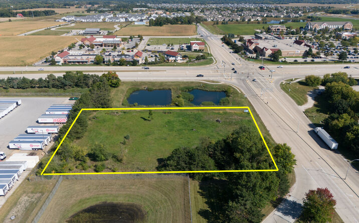 Pictures of Land property located at 36520 Valley Rd, Oconomowoc, WI 53066 for sales - image #1