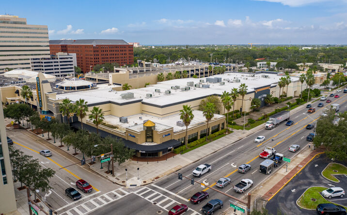 Pictures of Retail property located at 1993 Main St, Sarasota, FL 34236 for sales - image #1