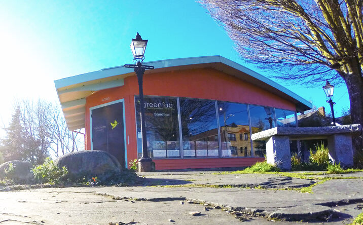 Pictures of Retail property located at 6701 Greenwood Ave N, Seattle, WA 98103 for comps - image #1