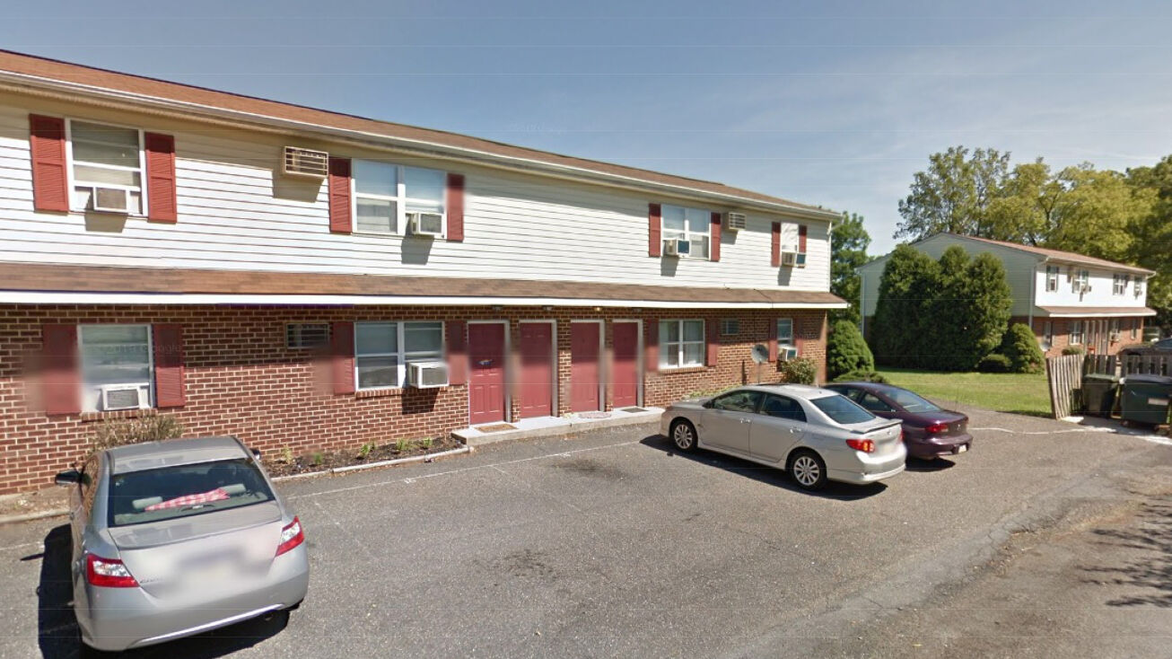 99 W Portland St, Mechanicsburg, PA 17055 Multifamily Property for Sale