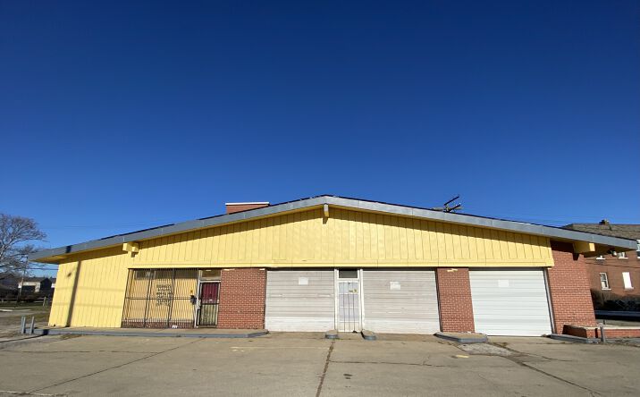 Pictures of Retail property located at 13001 Mack Ave, Detroit, MI 48215 for sales - image #1