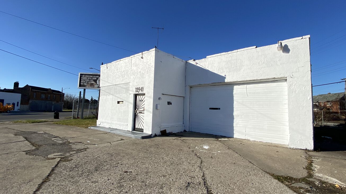 12941 Mack Ave, Detroit, MI 48215