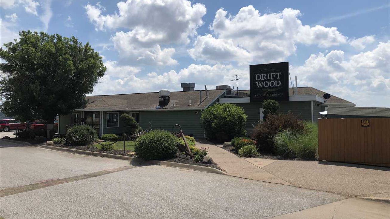 1201 E RIVER Drive, Davenport, IA 52803 Special Purpose Property for