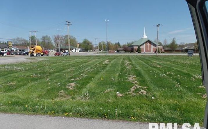 Pictures of Land property located at 1107 N FAIR Street, Marion, IL 62959 for sales - image #1