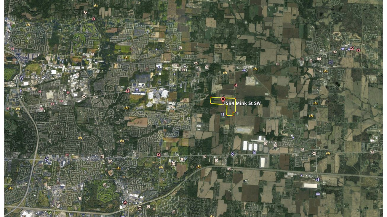 7594 Mink St SW, Pataskala, OH 43062