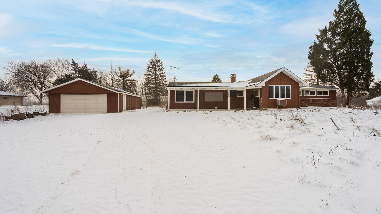 15665 W 159th St, Lockport, IL 60491