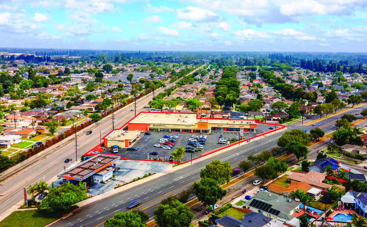 image of property at 3585 N LOS COYOTES DIAGONAL Long Beach CA 90808-2404