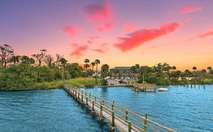 Pictures of Retail, Multifamily, Land property located at 830 S Peninsula Dr, Daytona Beach, FL 32118 for sales - image #1