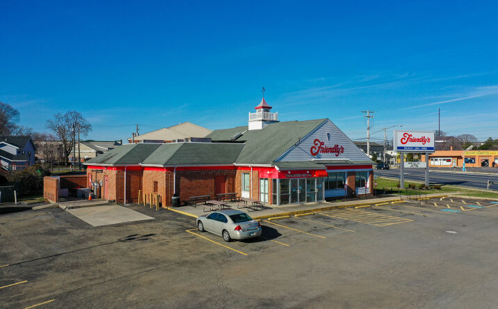 Pictures of Retail property located at 2150 Lincoln Hwy E, Lancaster, PA 17602 for comps - image #1