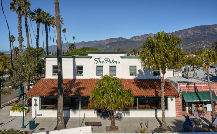 image of property at 701 LINDEN AVE Carpinteria CA 93013-2076