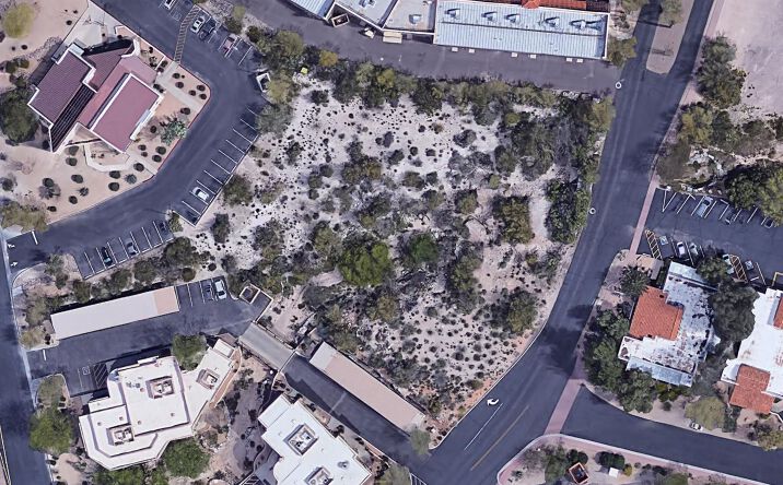 Pictures of Land property located at 7224 E Carefree Dr, Cave Creek, AZ 85331 for comps - image #1