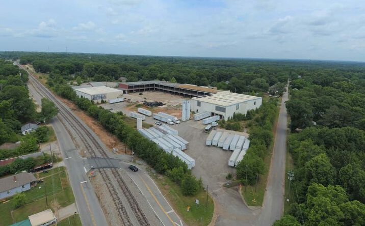 Pictures of Industrial property located at 4 Park Ave, Griffin, GA 30223 for sales - image #1