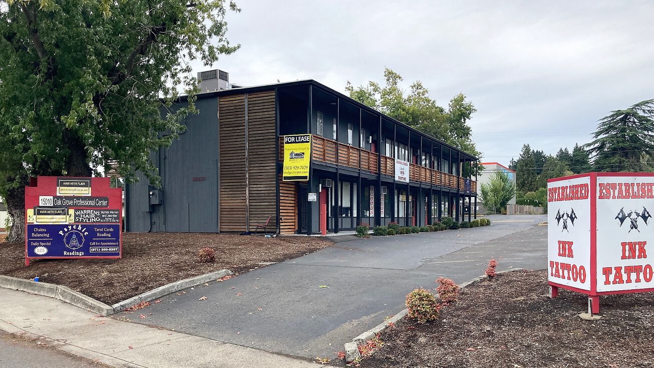 15010 SE McLoughlin Blvd, Oak Grove, OR 97267 Office Property for