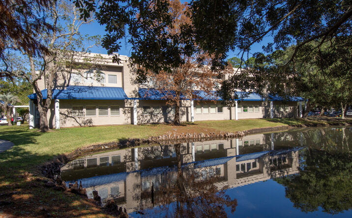 Pictures of Office property located at 4237 Salisbury Rd, Jacksonville, FL 32216 for sales - image #1