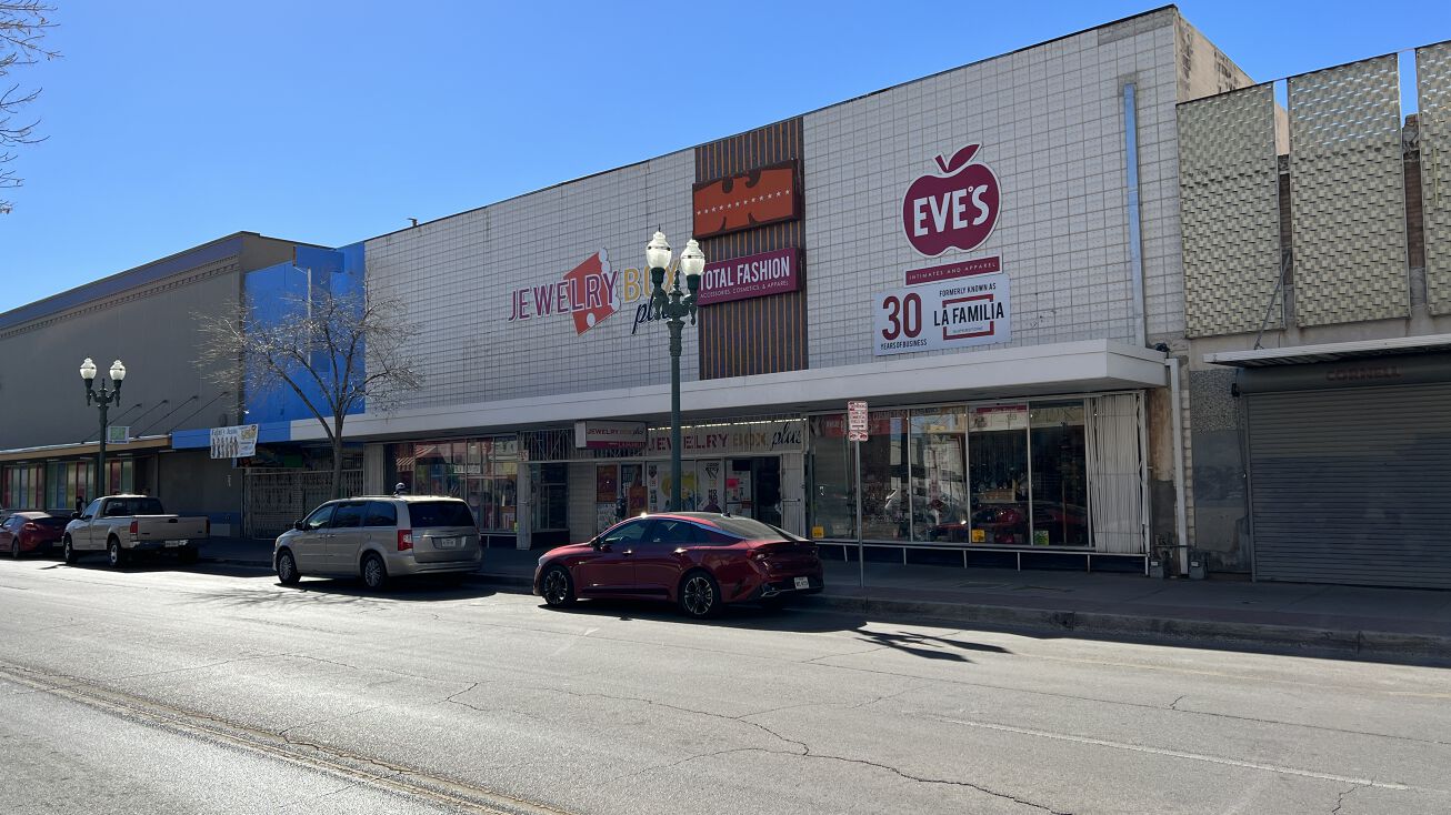 305307 S Stanton St, El Paso, TX 79901