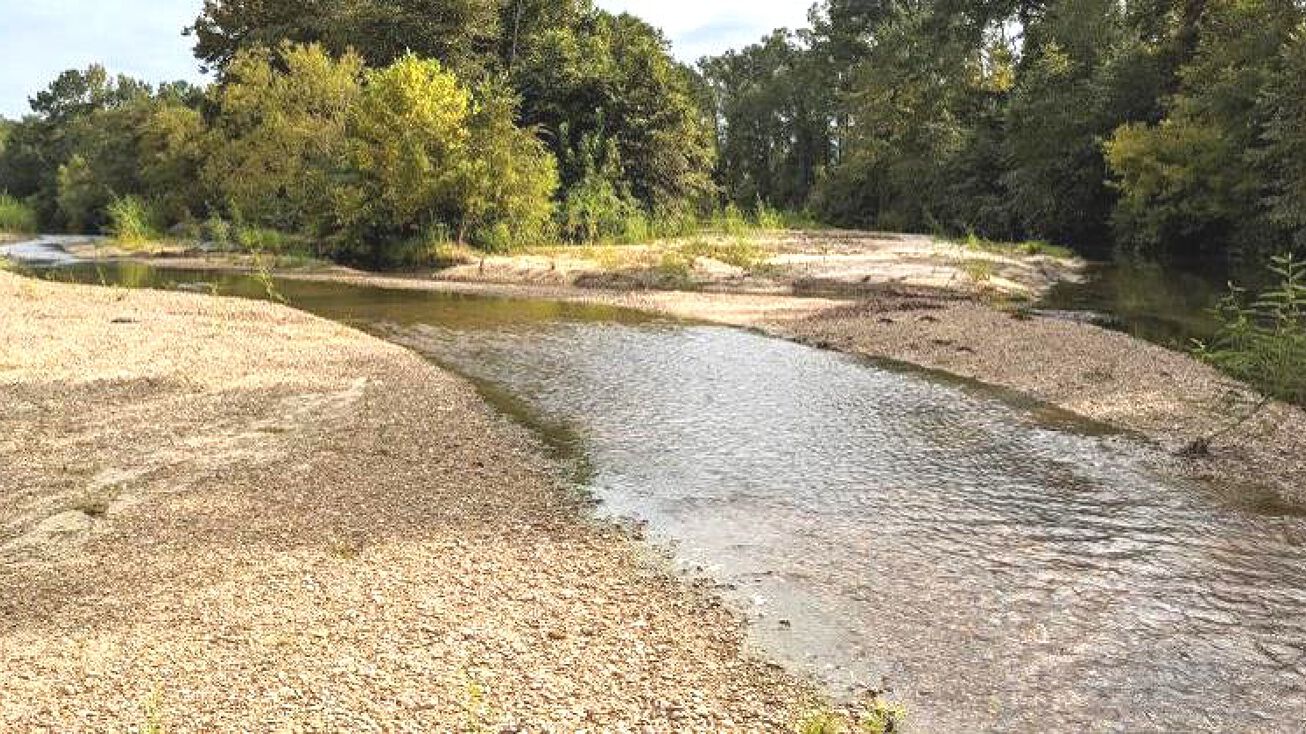 542 John Nelson Lane, Roxie, MS 39661