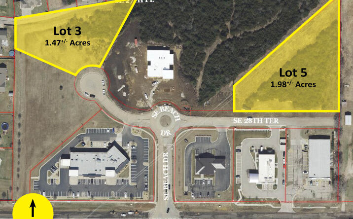 Pictures of Land property located at SE 28th Terrace, Lot 3, Topeka, KS 66605 for sales - image #1