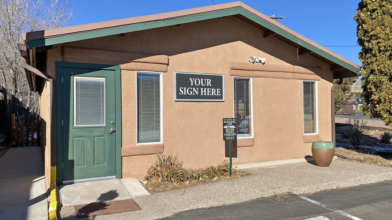 4 Unger Rd, Cedar Crest, NM 87008