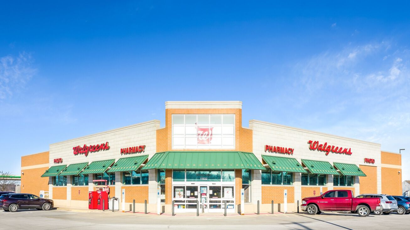 11932 Lima Rd, Fort Wayne, IN 46818