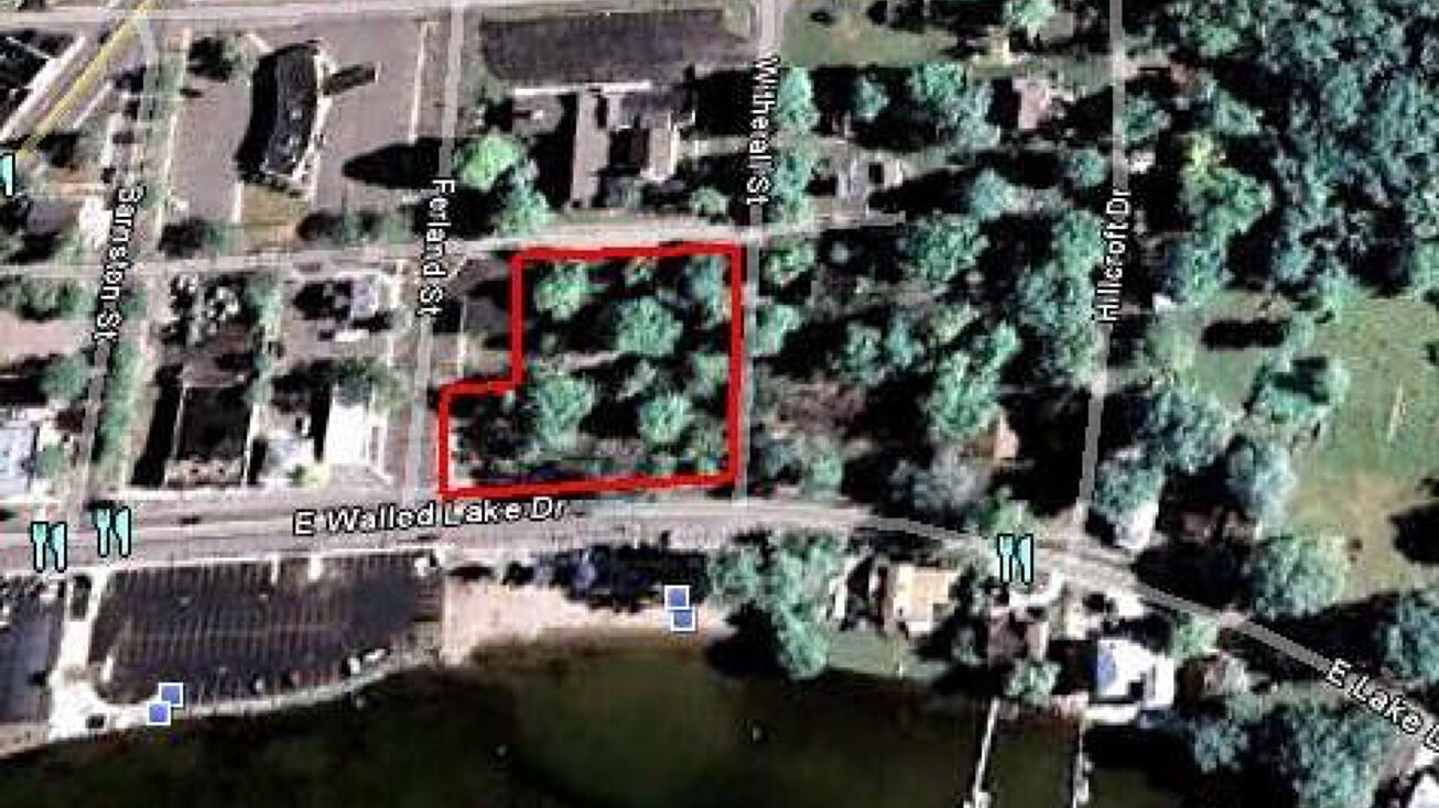 E Walled Lake Dr. & Pontiac Trail, Walled Lake, MI 48390 Land for