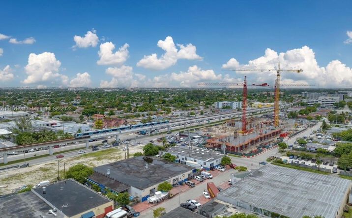 Pictures of Industrial property located at 1040 E 26th Street, Hialeah, FL 33013 for sales - image #1