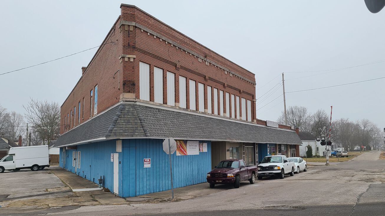 1101 Washington Ave, Vincennes, IN 47591 Mixed Use Property for Sale