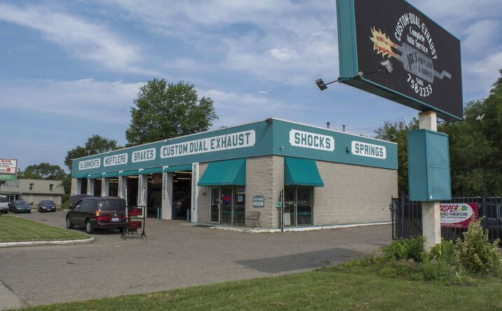 Pictures of Retail property located at 7575 E 8 Mile Rd, Warren, MI 48091 for sales - image #1