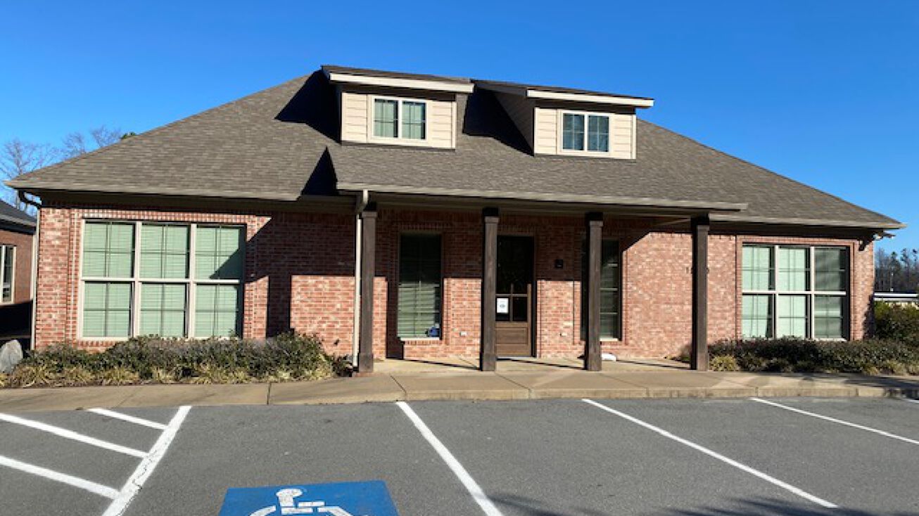 15100 Pride Valley Rd, Little Rock, AR 72223