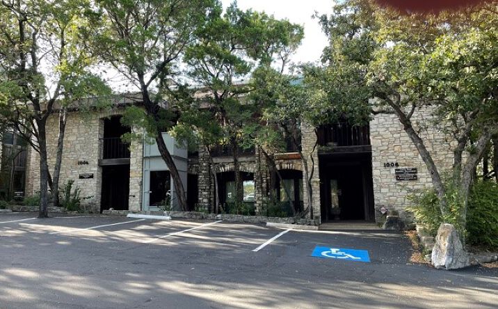 image of property at 1006 MOPAC CIR Austin TX 78746-6867