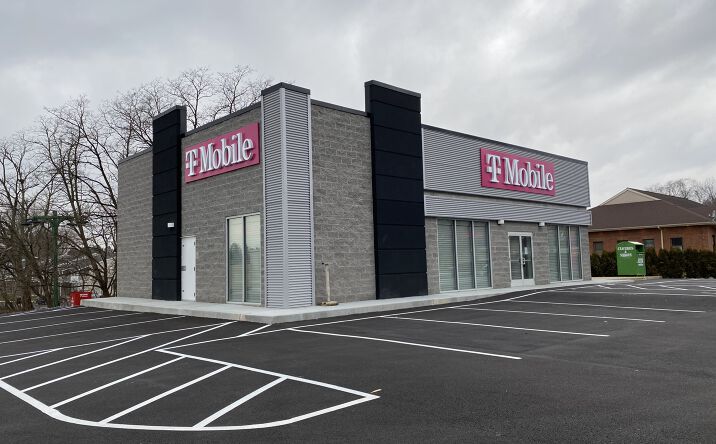 Pictures of Retail property located at 1121 Quentin Rd, Lebanon, PA 17042 for comps - image #1