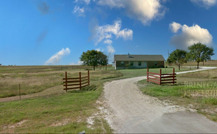 Pictures of Land property located at 1616 County Rd 313, Jarrell, TX 76537 for sales - image #1