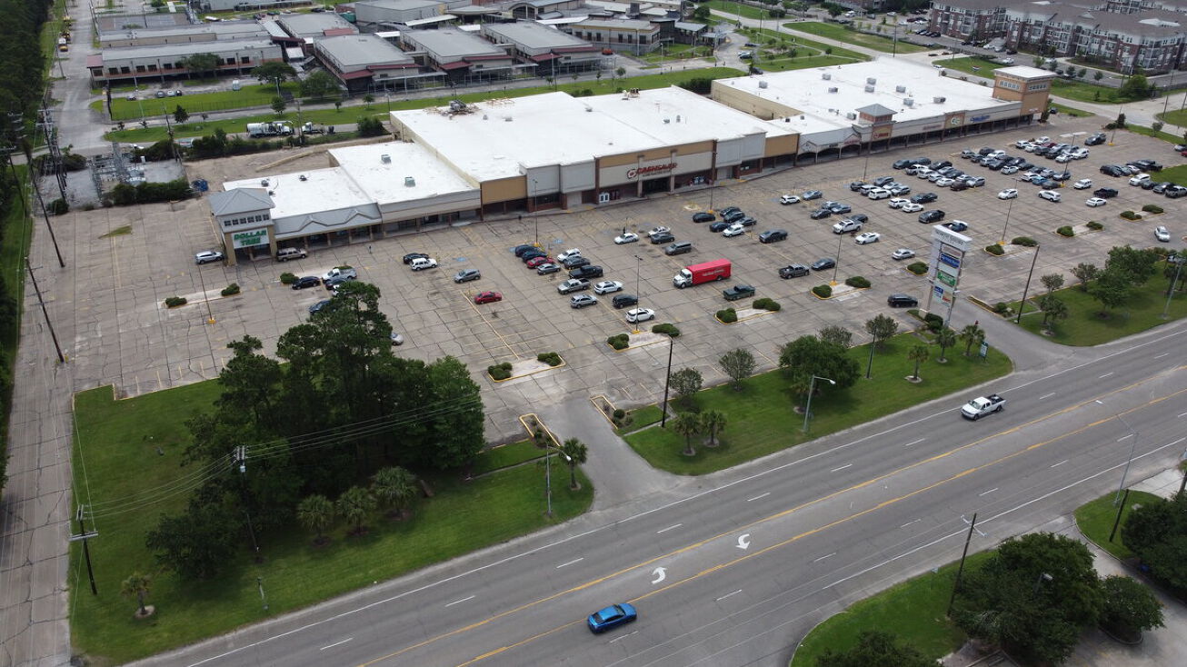 4000 Pontchartrain Dr, Slidell, LA 70458