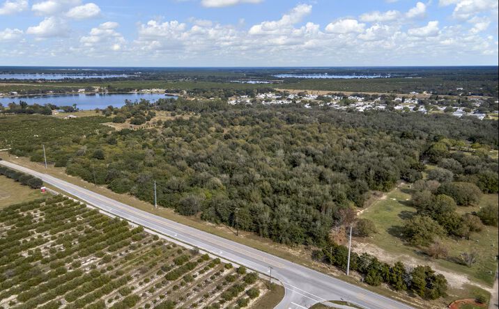 Pictures of Land property located at 860 S Memorial Dr, Avon Park, FL 33825 for sales - image #1
