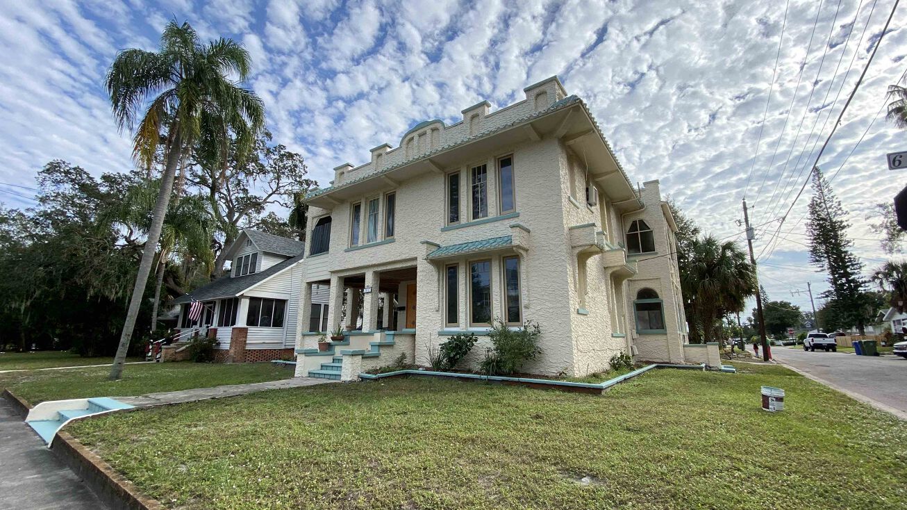 2017 6th Ave W, Bradenton, FL 34205 Multifamily Property for Sale