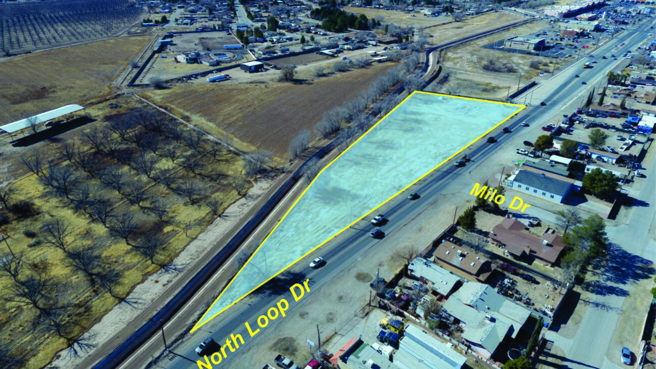 10924 N Loop Dr, Socorro, TX 79927