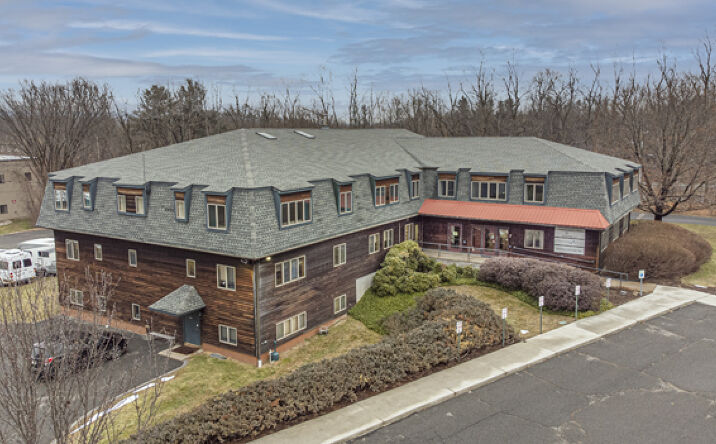 Pictures of Office property located at 32 Industrial Dr E, Northampton, MA 01060 for sales - image #1