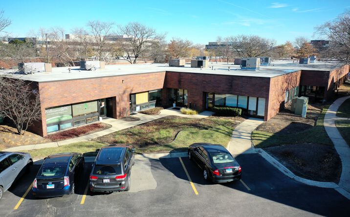 Pictures of Office property located at 919 N Plum Grove Rd, Schaumburg, IL 60173 for sales - image #1