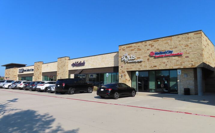 Pictures of Retail property located at 3141 E Broad St, Mansfield, TX 76063 for sales - image #1