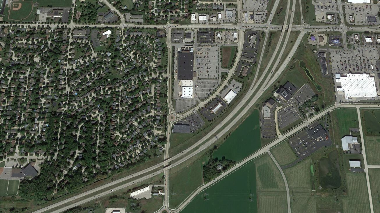 S Lake Park Rd, Appleton, WI 54915